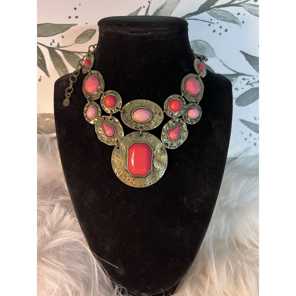 Ruby Rd. Vintage Pink Red Cabochon Bib Statement Necklace Boho-Chic Hammered - Picture 3 of 16